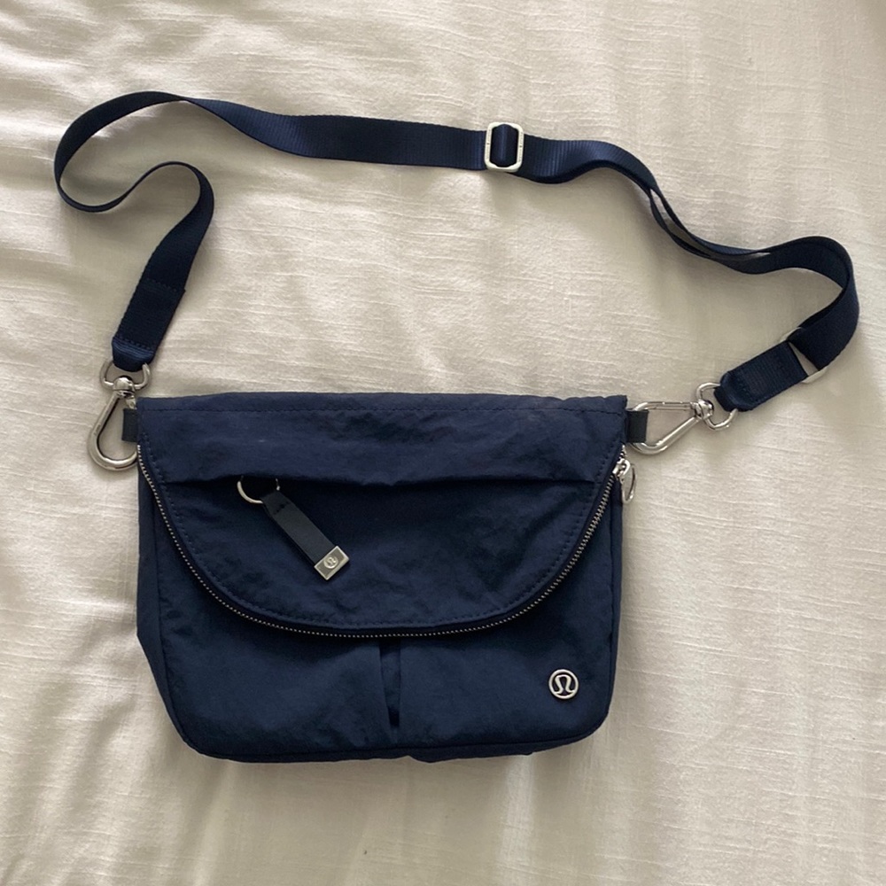 Lululemon Purse
